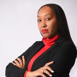 Meet your Posher, Mira